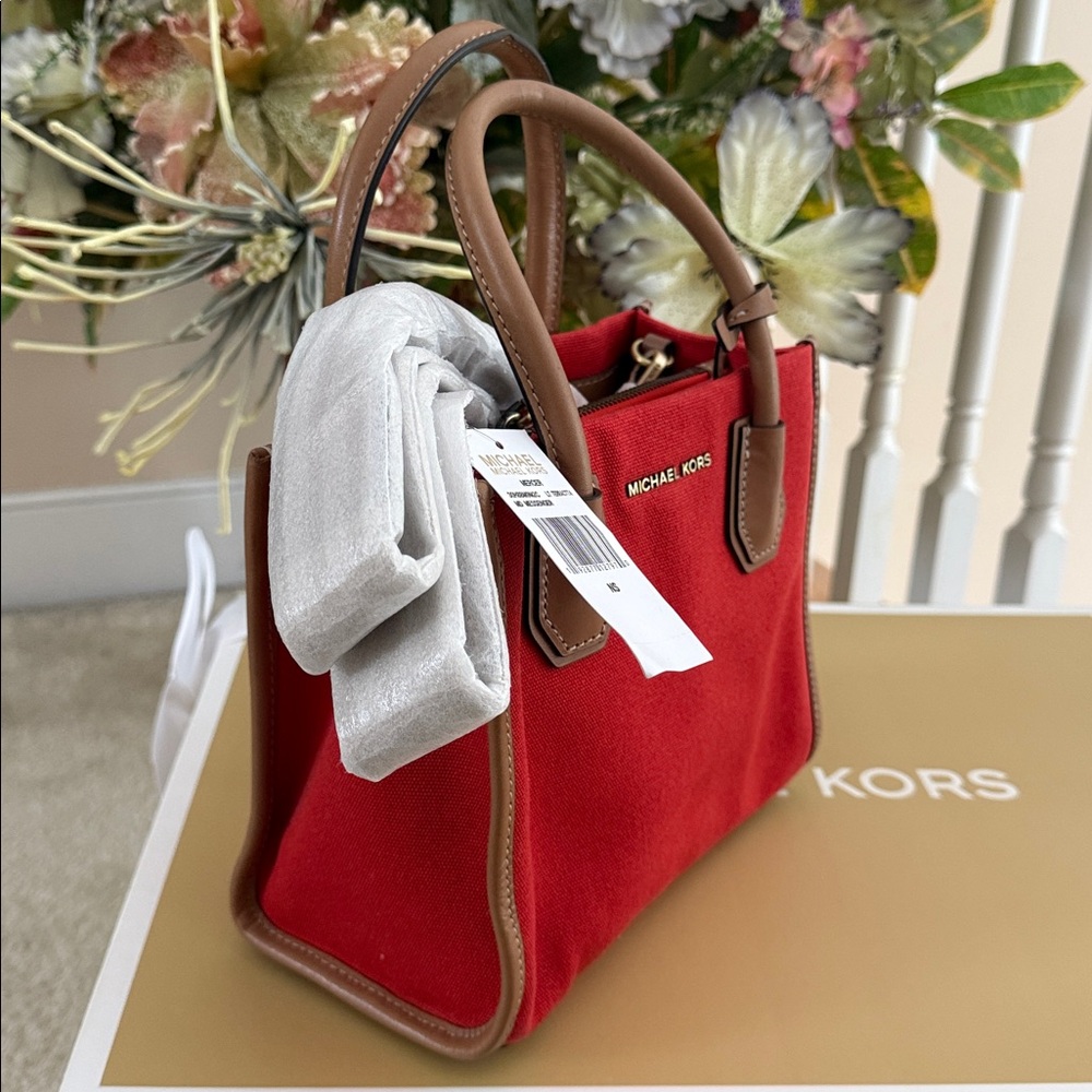 Michael Kors Mercer Crossbody Purses Brand New Authentic 9x8 - Picture 2 of 9